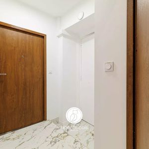 Property in Carre d'Or