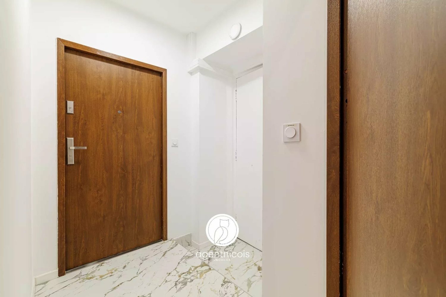 Property photo in Carre d'Or