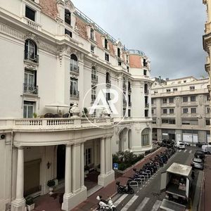 Property in Carre d'Or