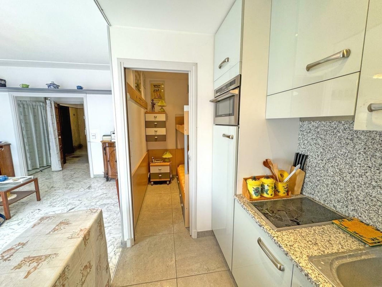 Property photo in Carre d'Or