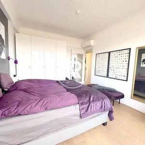 Property in Carre d'Or