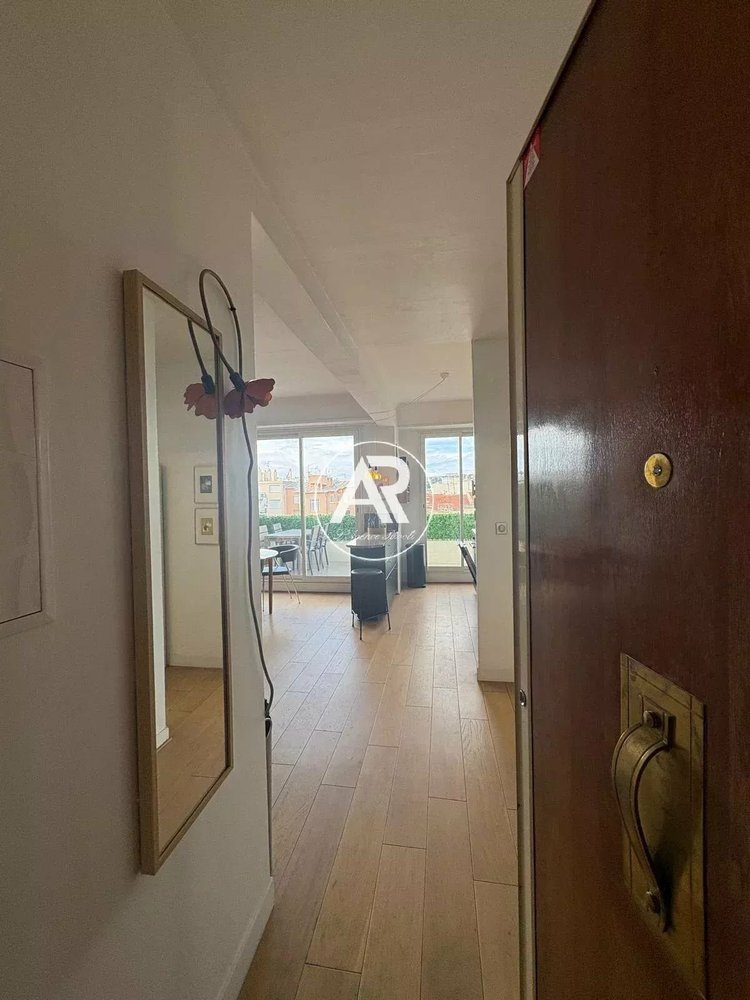 Property photo in Carre d'Or