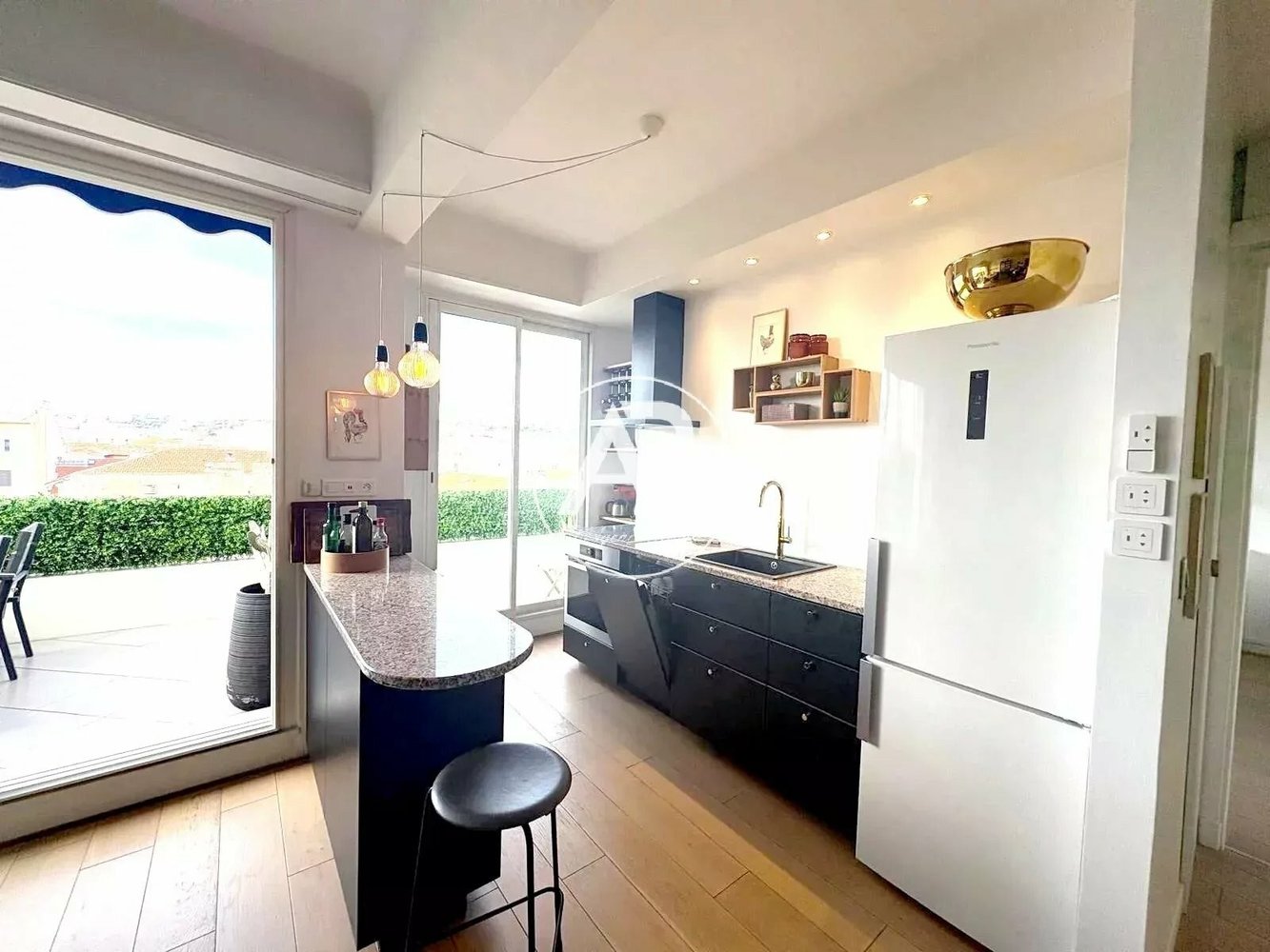 Property photo in Carre d'Or