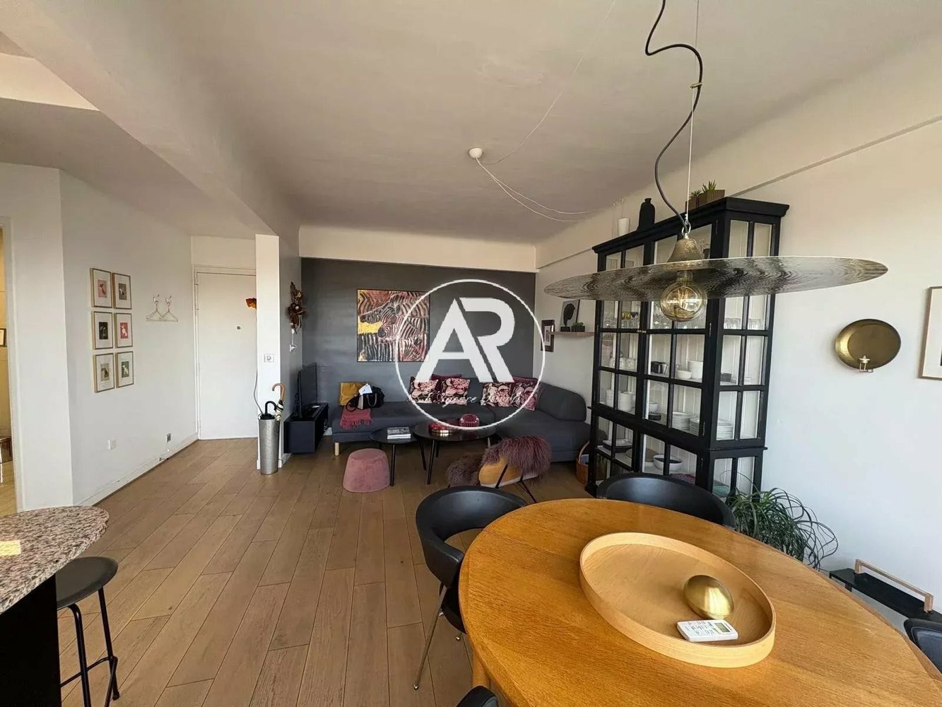 Property photo in Carre d'Or