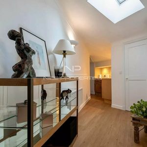 Property in Carre d'Or