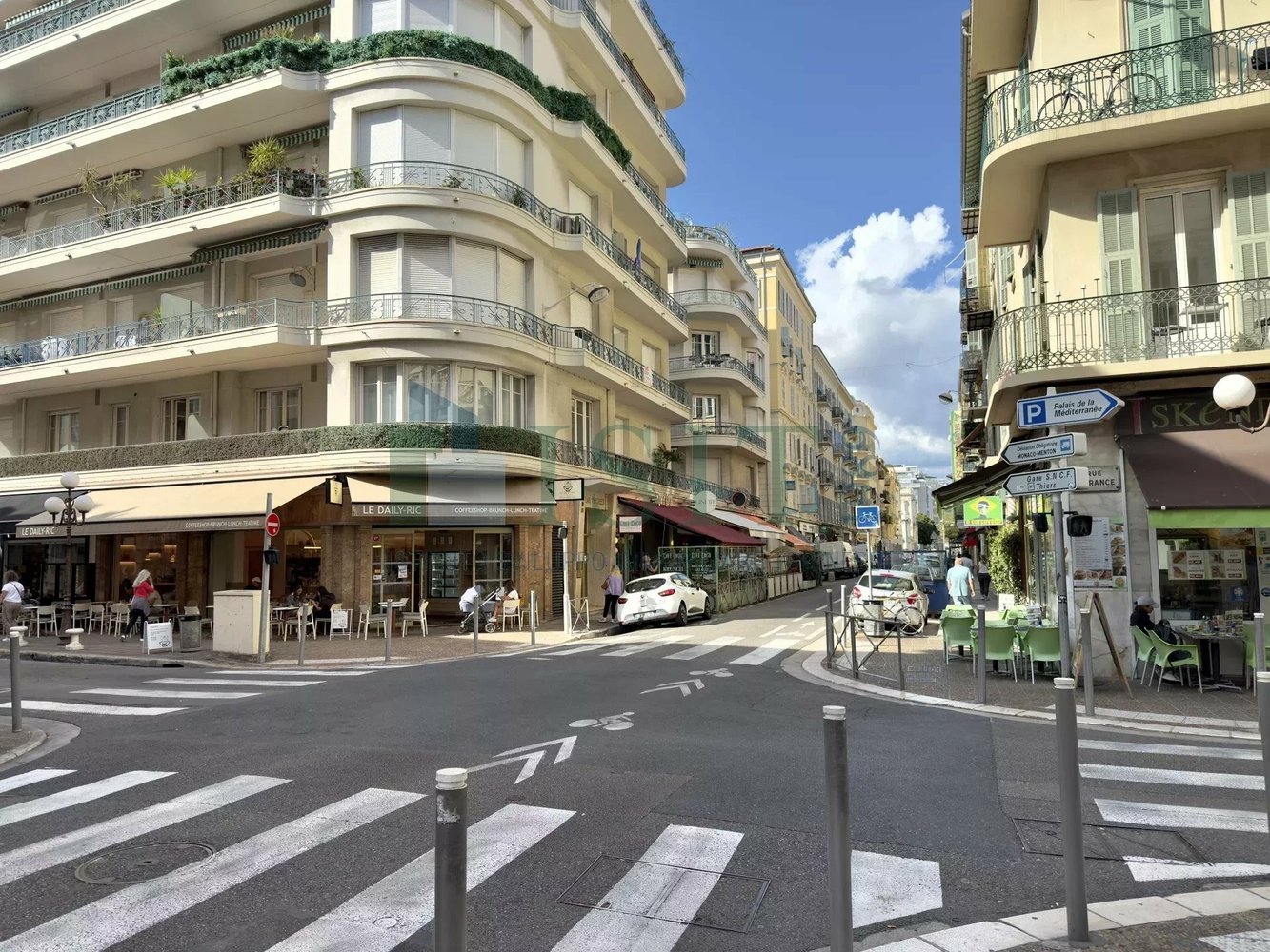 Property photo in Carre d'Or