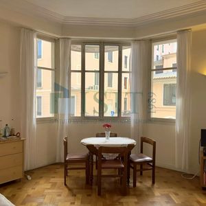 Property in Carre d'Or