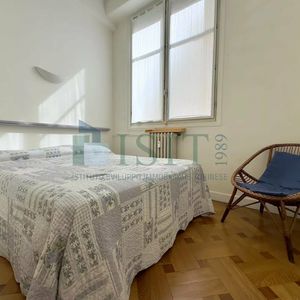 Property in Carre d'Or