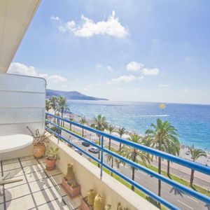 Property in Carre d'Or