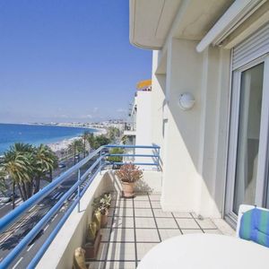 Property in Carre d'Or