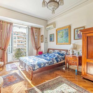 Property in Musicians Quarter