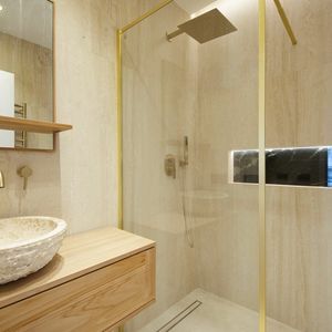 Property in Musicians Quarter