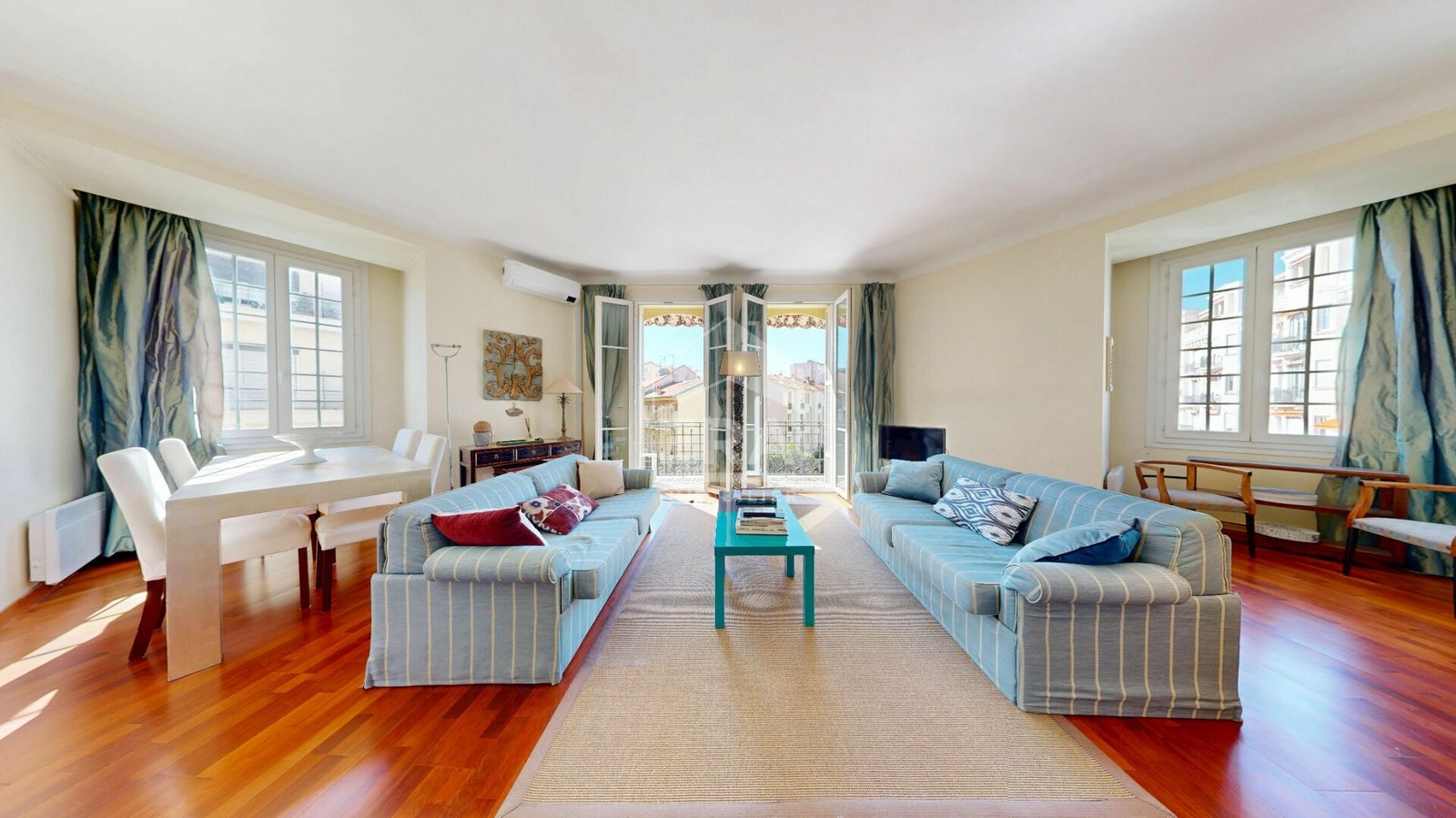 Property photo in Musicians Quarter