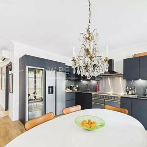 Property in Musicians Quarter