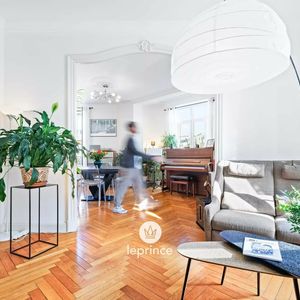 Property in Musicians Quarter