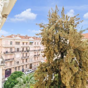 Property in Musicians Quarter