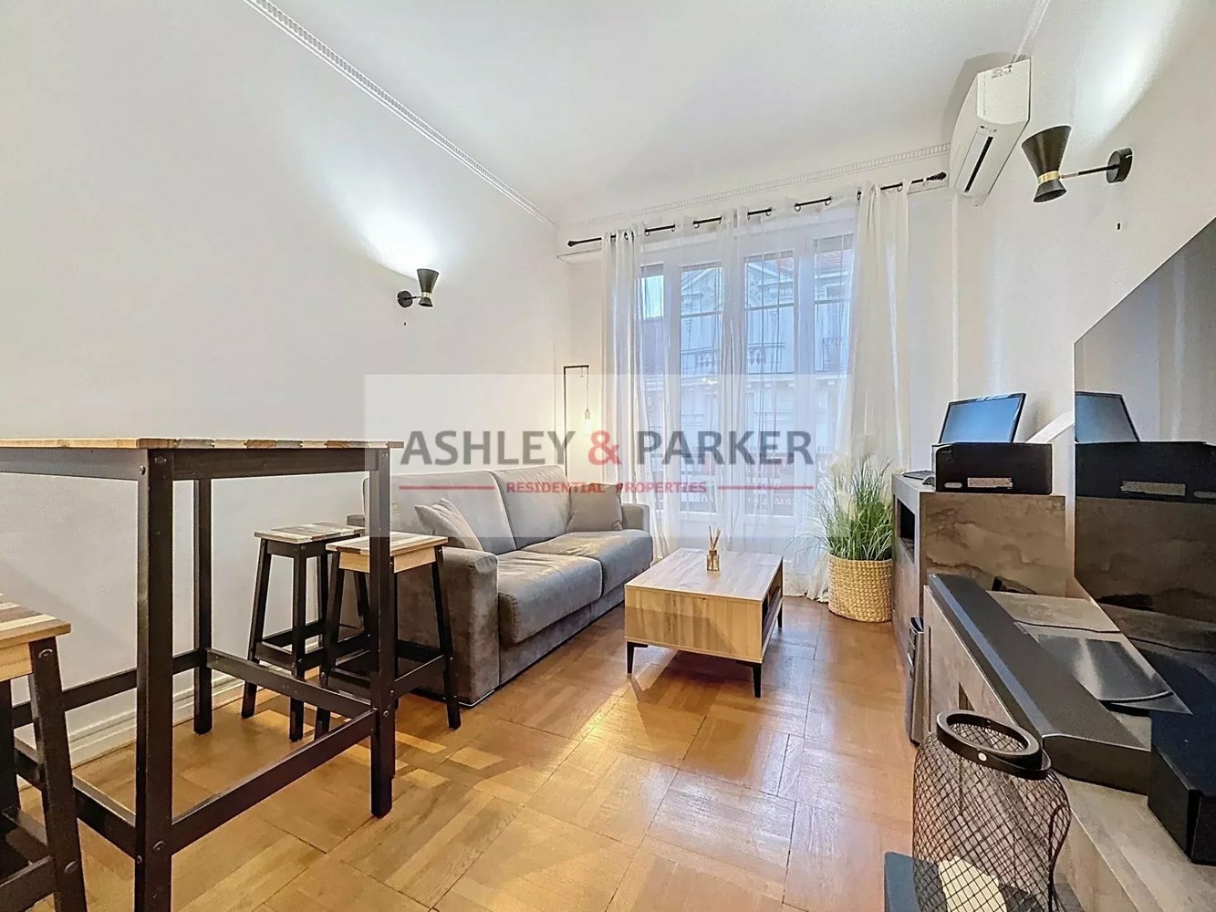 Property photo in Musicians Quarter