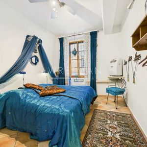 Property in Old Town