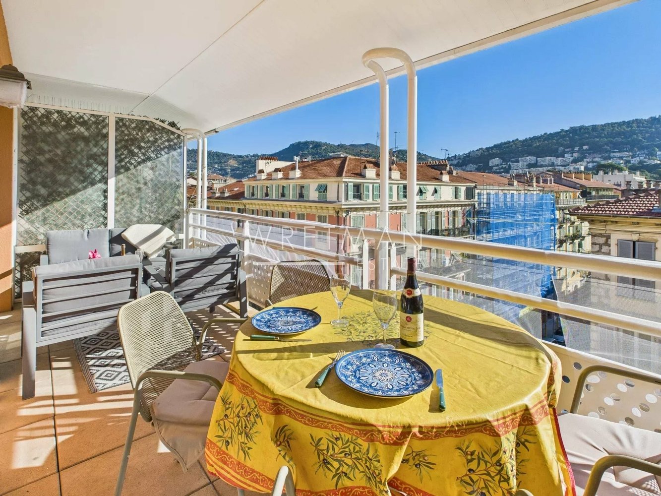 Property photo in Port