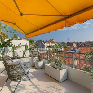 Property in Carre d'Argent