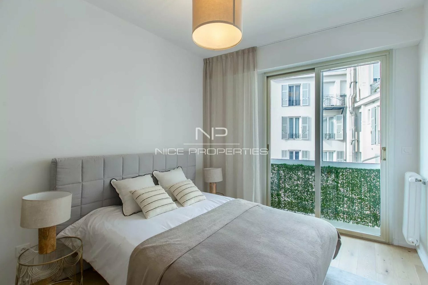 Property photo in Carre d'Argent