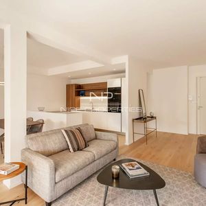 Property in Carre d'Argent