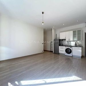 Property in Carre d'Argent