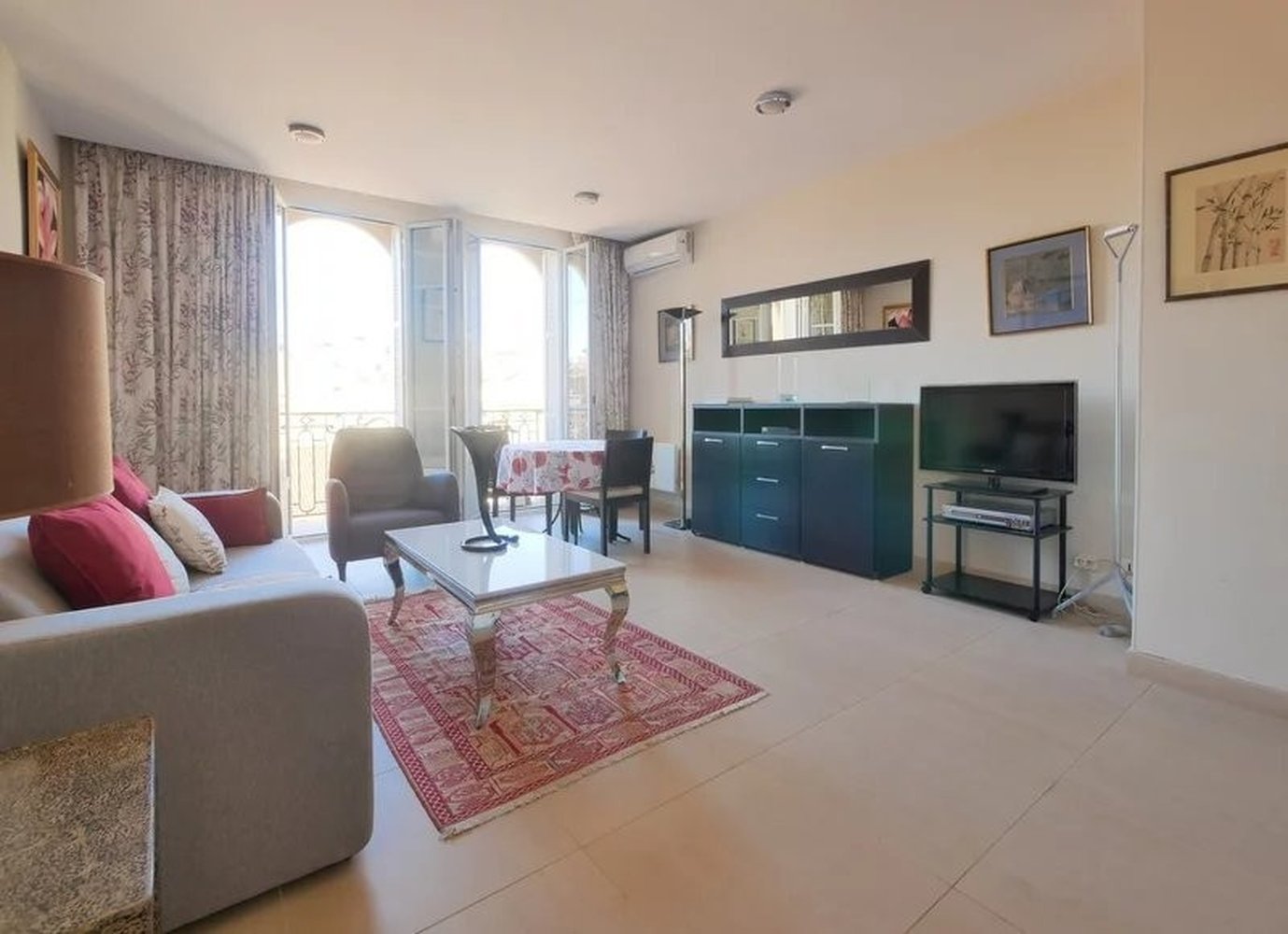 Property photo in Carre d'Argent