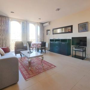 Property in Carre d'Argent