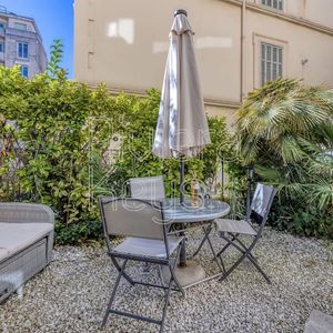 Property in Carre d'Argent