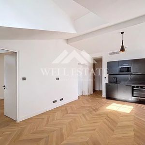 Property in Carre d'Argent