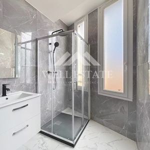 Property in Carre d'Argent