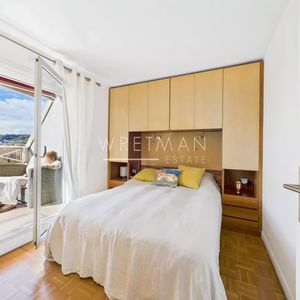 Property in Carre d'Argent