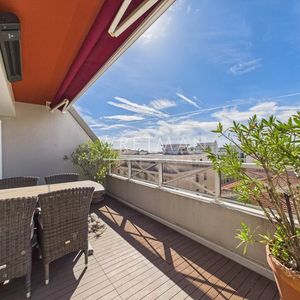 Property in Carre d'Argent