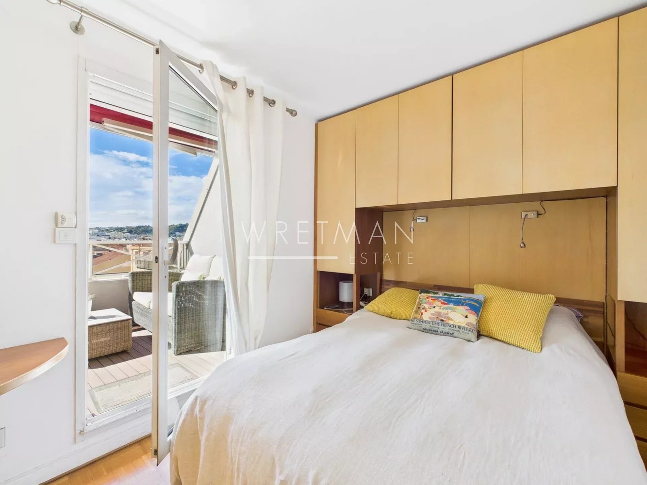 Property photo in Carre d'Argent