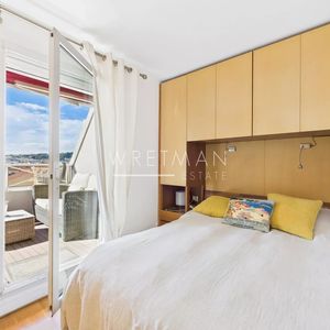 Property in Carre d'Argent