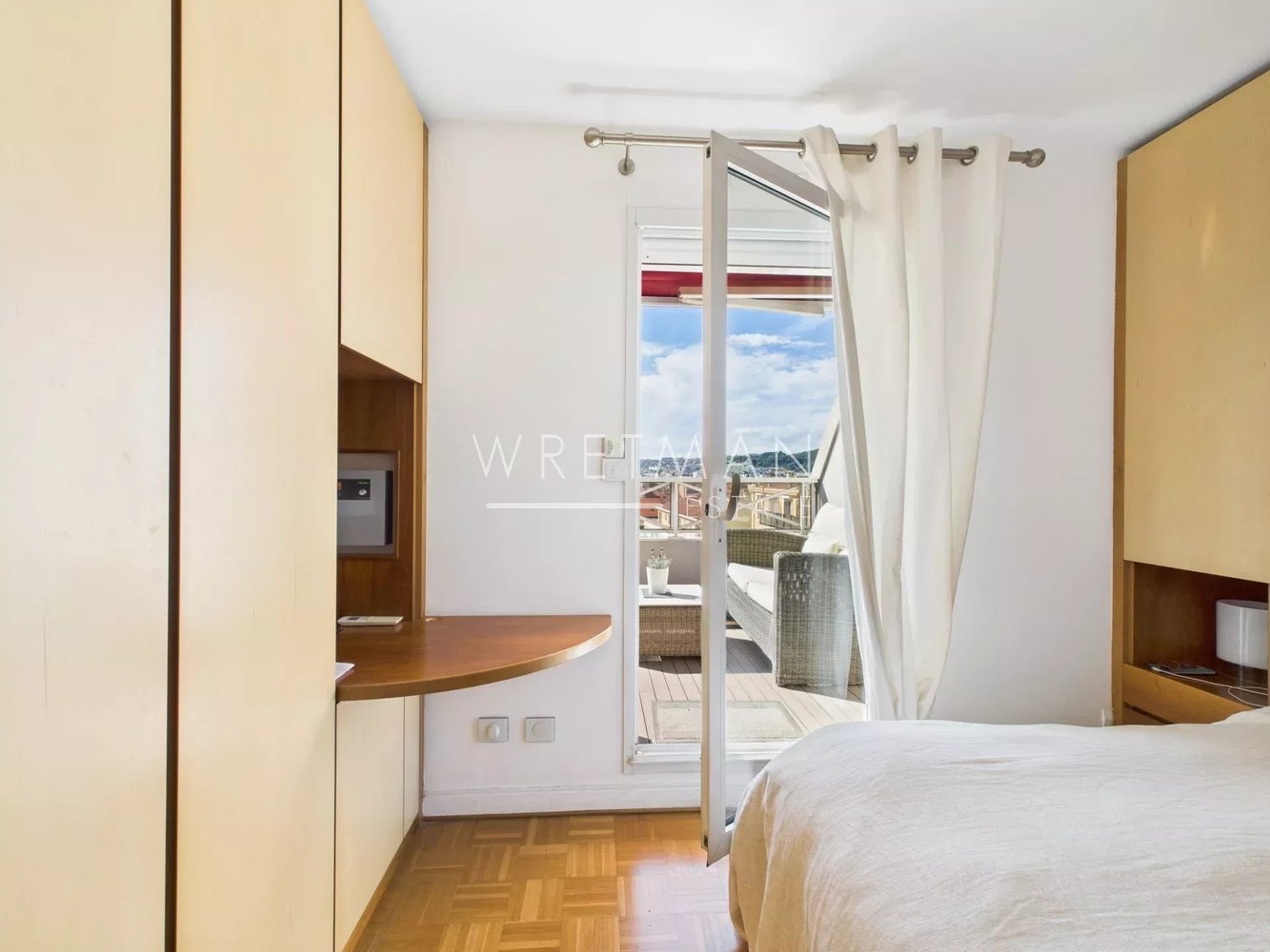 Property photo in Carre d'Argent