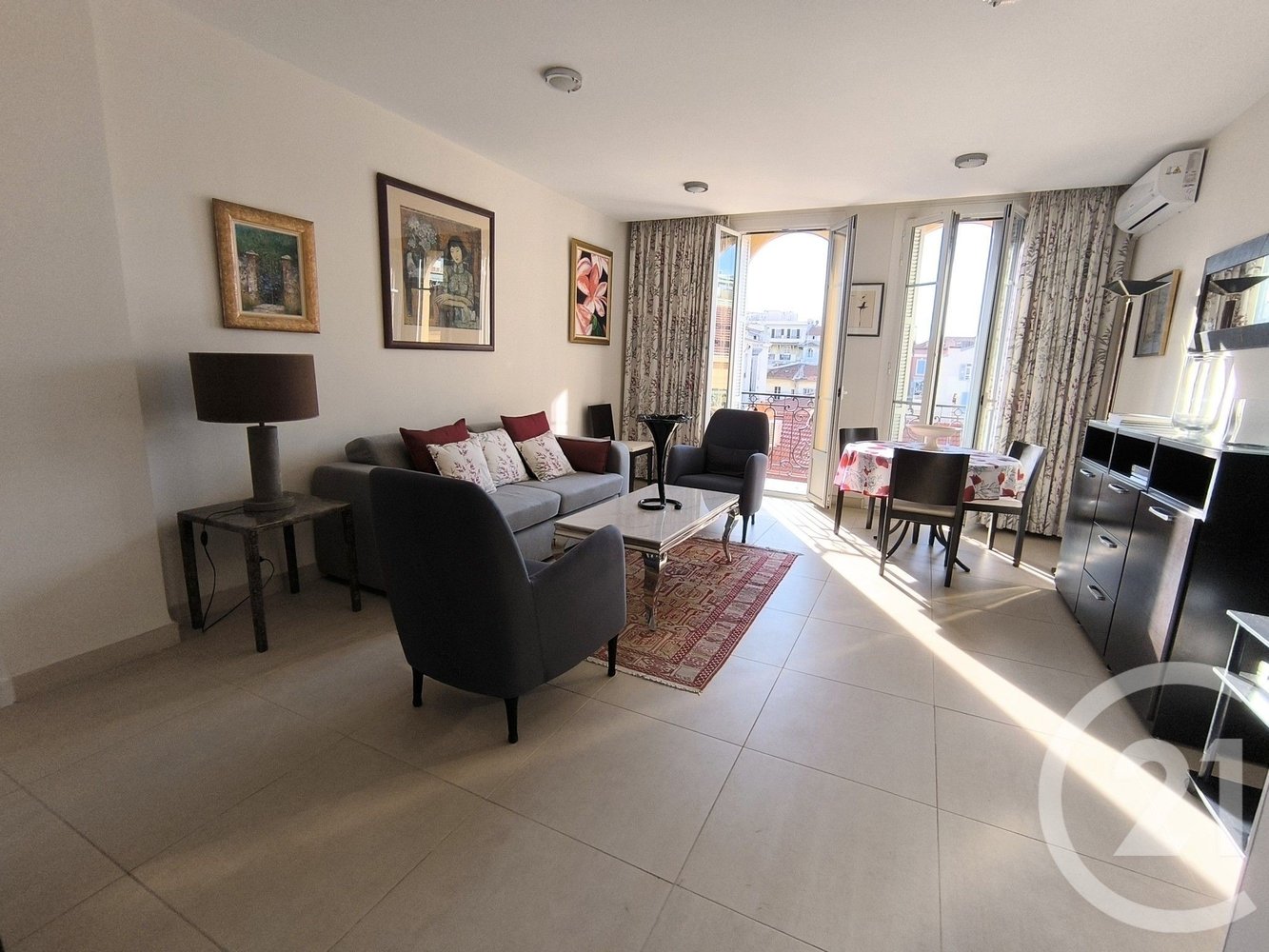 Property photo in Carre d'Argent