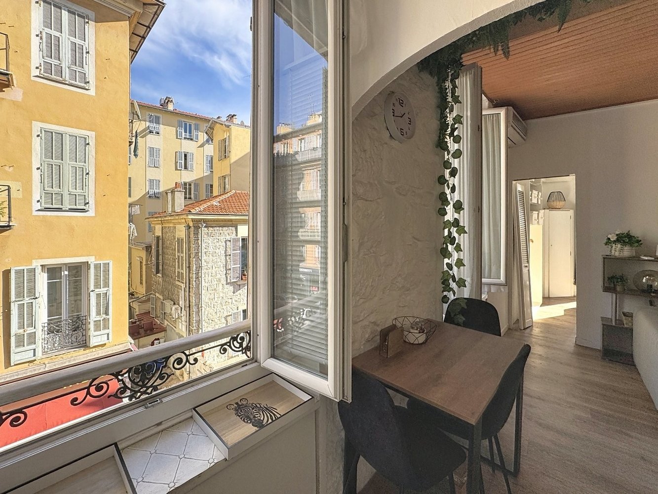 Property photo in Carre d'Argent