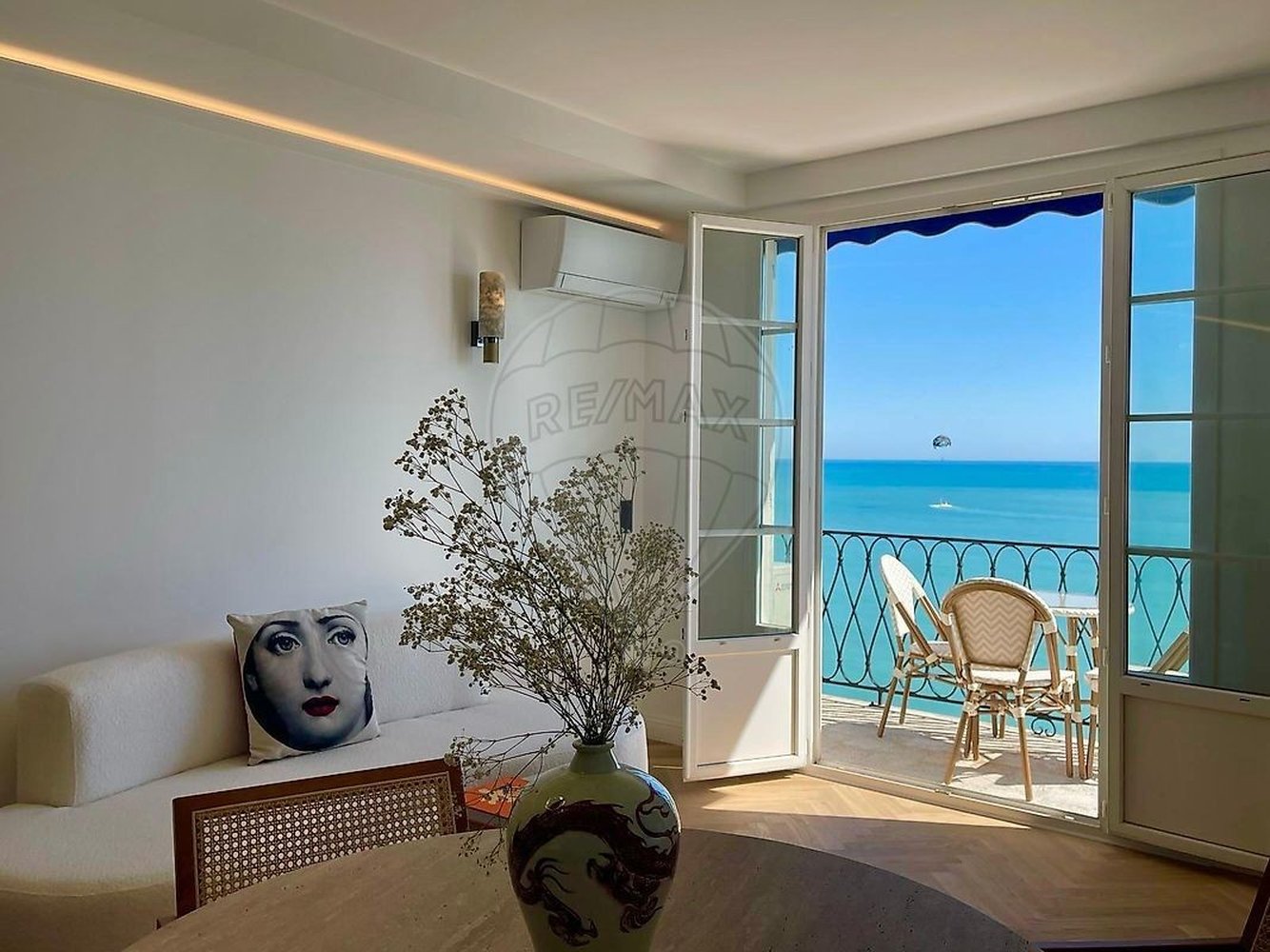 Property photo in Carre d'Argent