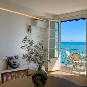 Property in Carre d'Argent