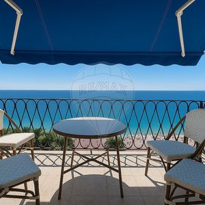 Property in Carre d'Argent