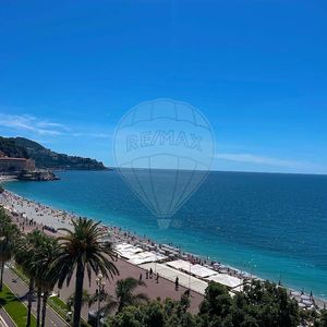 Property in Carre d'Argent