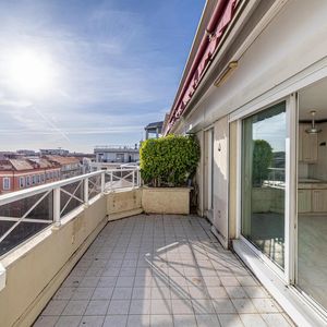 Property in Carre d'Argent