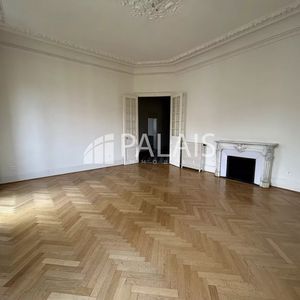 Property in Carre d'Argent