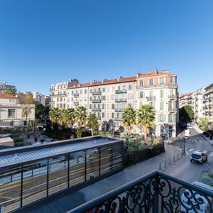 Property in Carre d'Argent