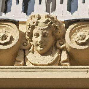 Property in Carre d'Argent