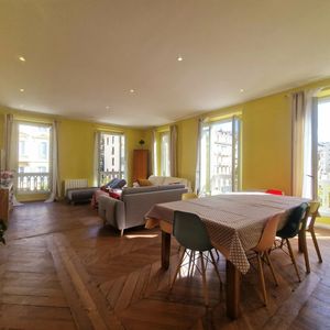 Property in Carre d'Argent