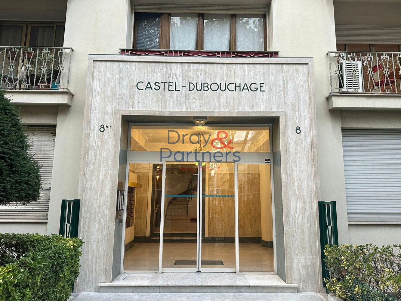 Property photo in Carre d'Argent