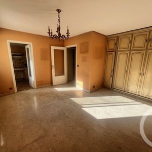 Property in Carre d'Argent